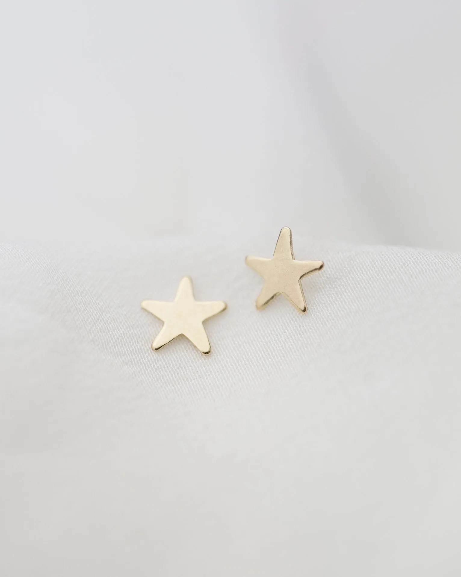 14k Star Stud Earrings
