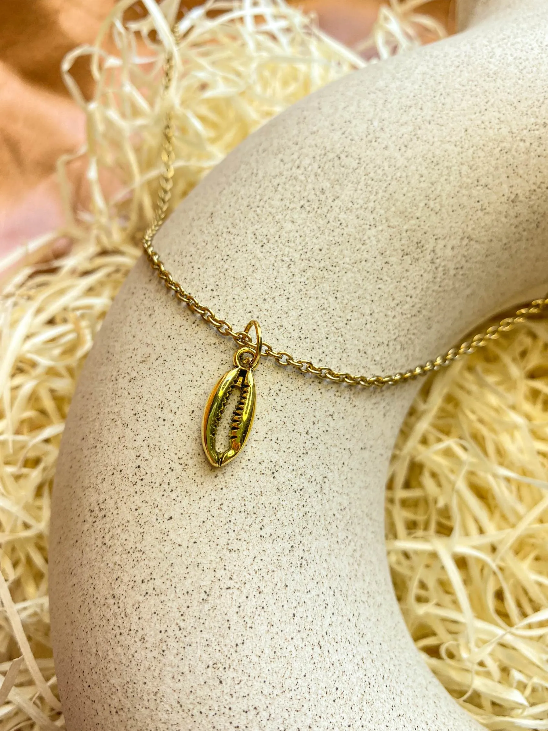 Cowrie Shell/ Coffee Bean Antique Golden Charm | 6 Pcs