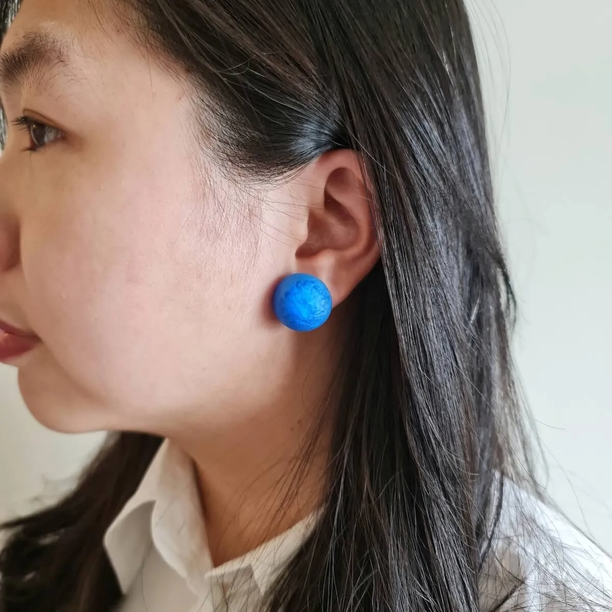 Dome Ocean Blue Studs
